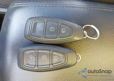 2017 Ford Focus St z USA, uszkodzony, nr VIN 1FADP3L9XHL319740